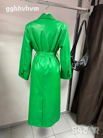 Кожено манто, снимка 2 - Палта, манта - 53611541