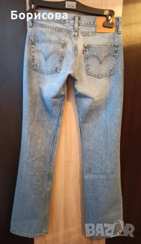 Дамски дънки Levis, снимка 2 - Дънки - 34508091