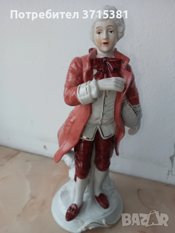 Порцеланова фигура, снимка 7 - Антикварни и старинни предмети - 52910739