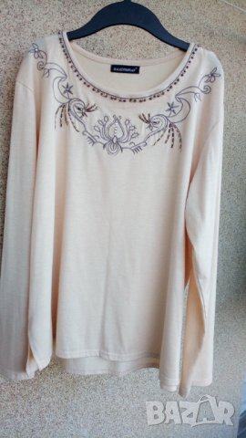 Красиви и стилни дамски блузи , снимка 8 - Блузи с дълъг ръкав и пуловери - 32568542