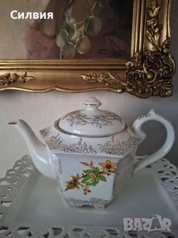 Английски чайник, снимка 2 - Антикварни и старинни предмети - 56059626