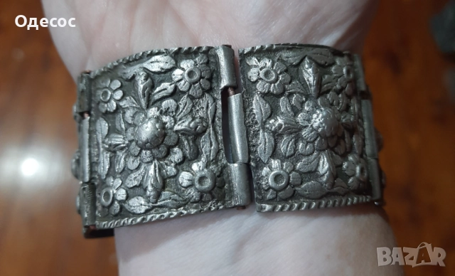 Рядка възрожденска масивна сребърна гривна, снимка 11 - Антикварни и старинни предмети - 52308929