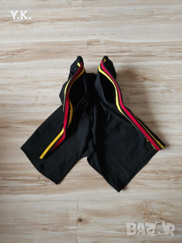 Оригинални мъжки къси гащи Adidas Climacool x Belgium National Football Team / Season 18, снимка 4 - Къси панталони - 53721681