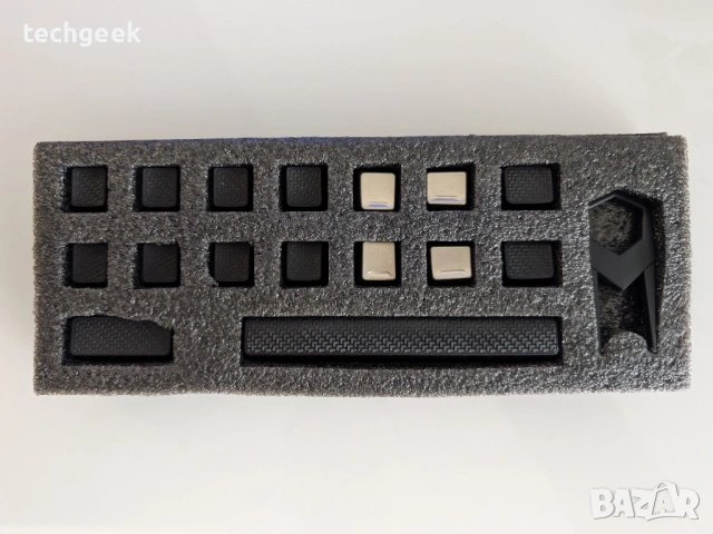 [НОВА] Гейминг клавиатура MSI Vigor GK70 - RGB подсветка, Cherry MX Red, снимка 7 - Клавиатури и мишки - 53175029