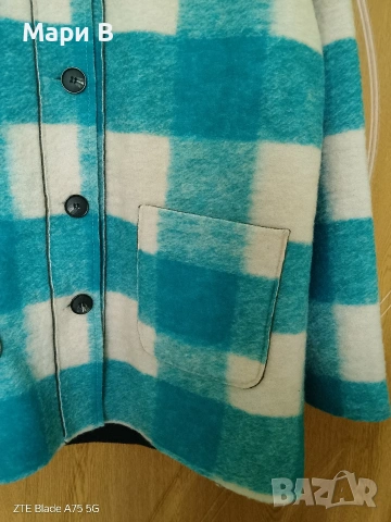 Вълнено горнище с качулка, снимка 2 - Якета - 53384046