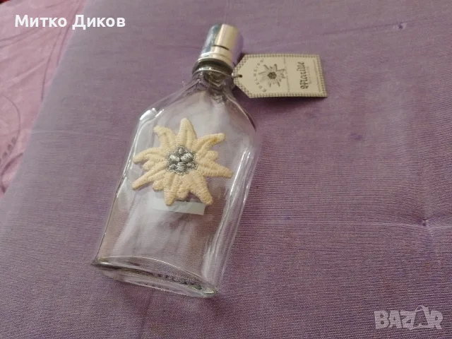 нов павур бутилка флашка с везан еделвайс австрийска нова 0.200 млл