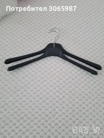 Пласмасови закачалки за дрехи с широко рамо, снимка 2 - Закачалки - 48740021