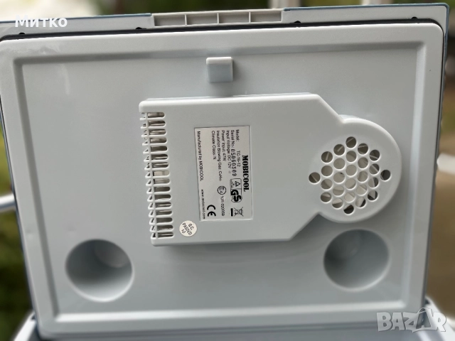 Хладилна чанта Mobicool 12 волта,25 литра, снимка 6 - Аксесоари и консумативи - 52186140