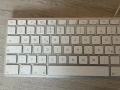 Apple клавиатура A1243 DE Layout и Apple мишка Mighty Mouse A1152, снимка 2